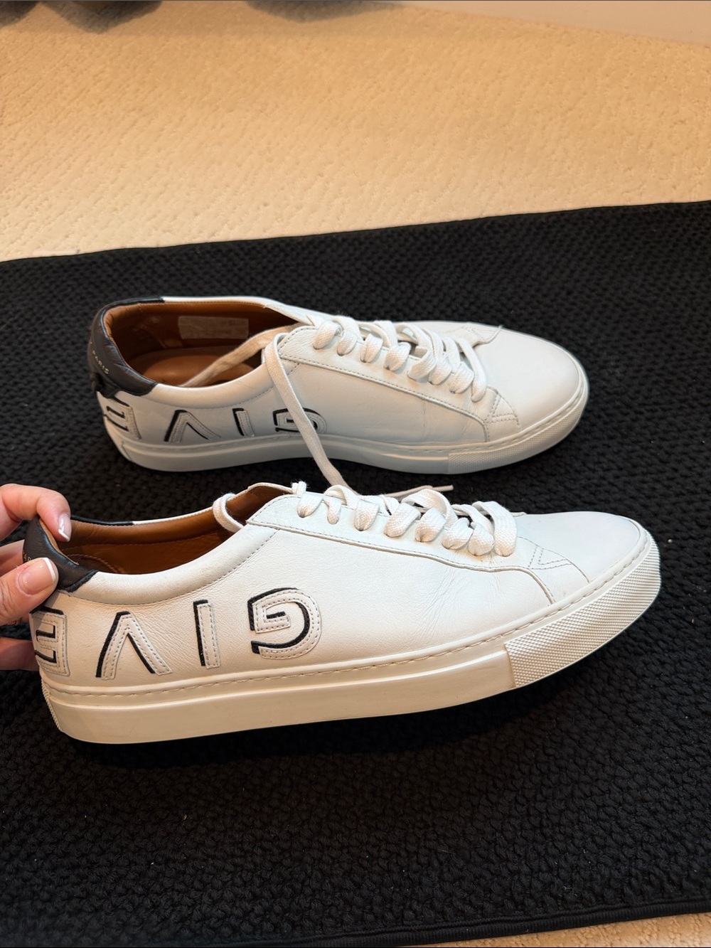 Givenchy White Leather Low-Top Sneakers with Black Heel Logo